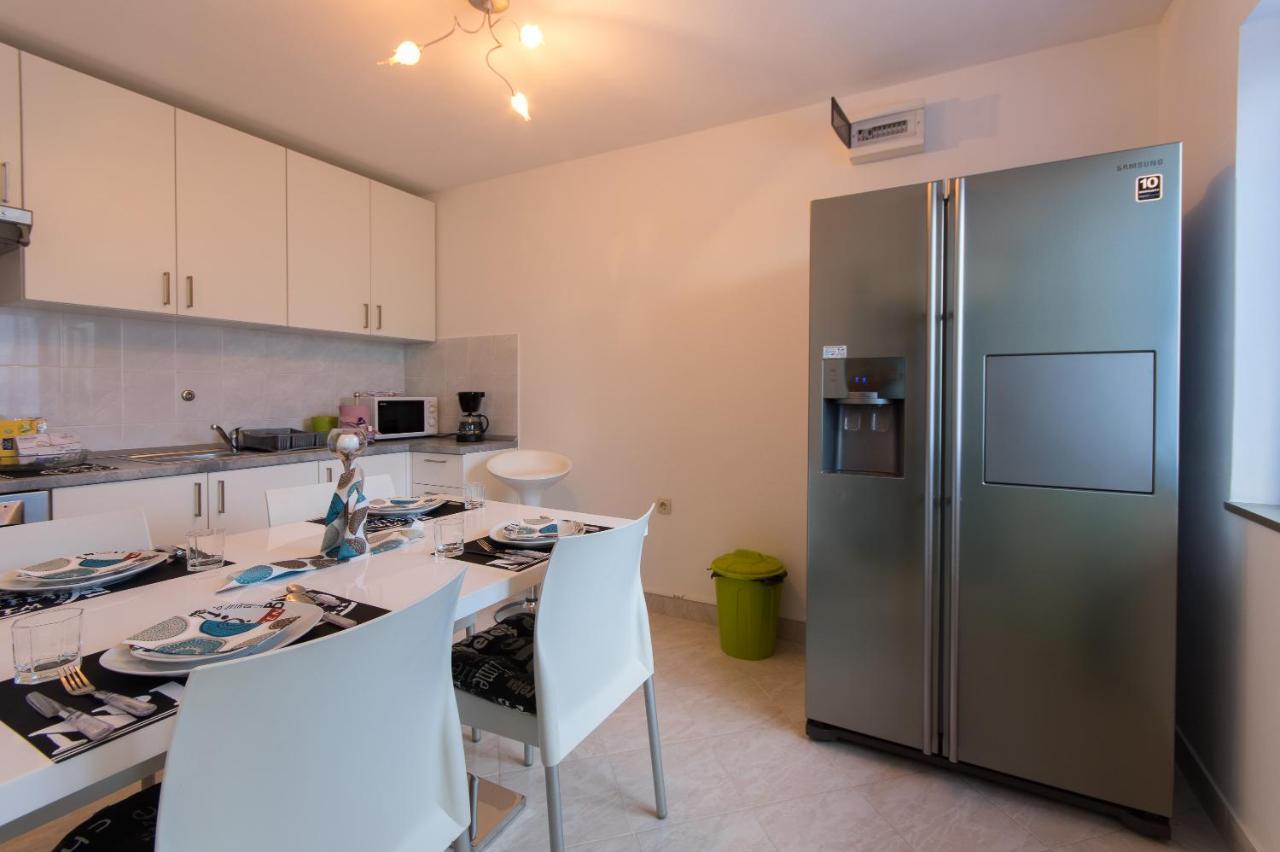 Apartment Stipe 솔린 외부 사진