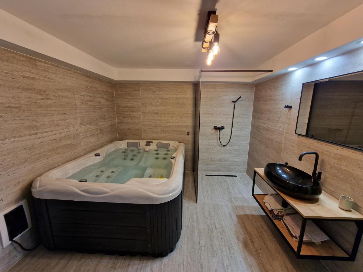 Apartment Stipe 솔린 외부 사진